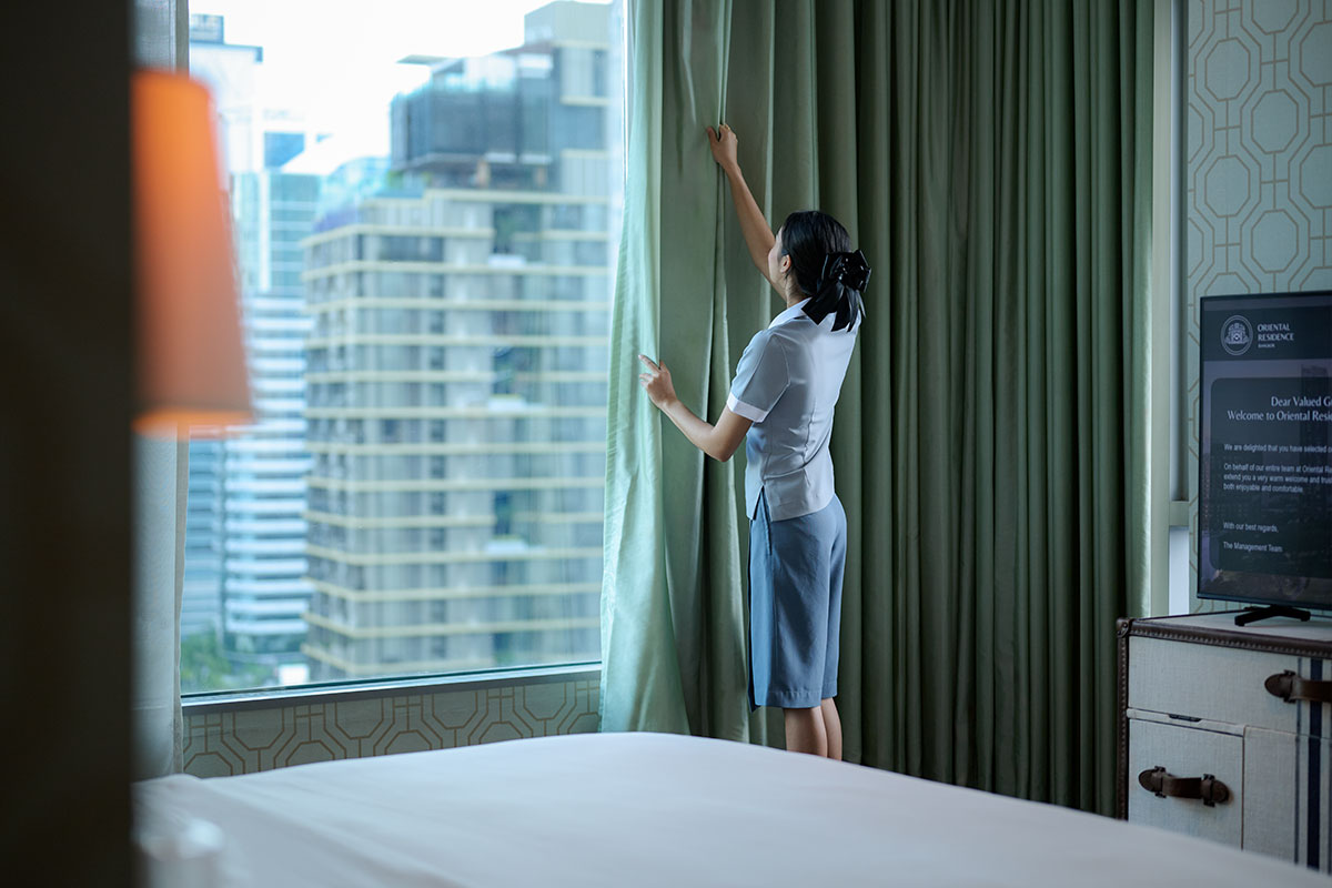 The Invisible Hand Service Philosophy - Oriental Residence Bangkok